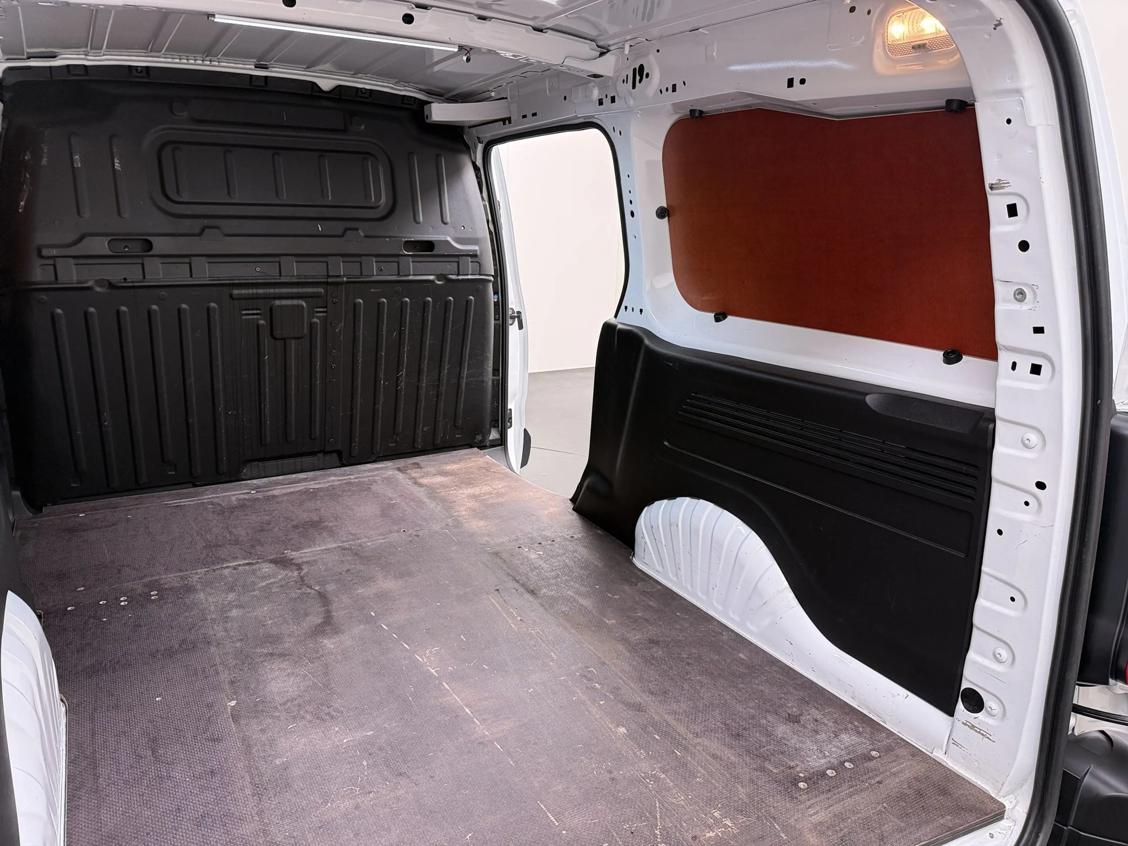 Opel Combo 1.5D L2H1 Edition Full Option Airco, Navi, Cruise — photo 10