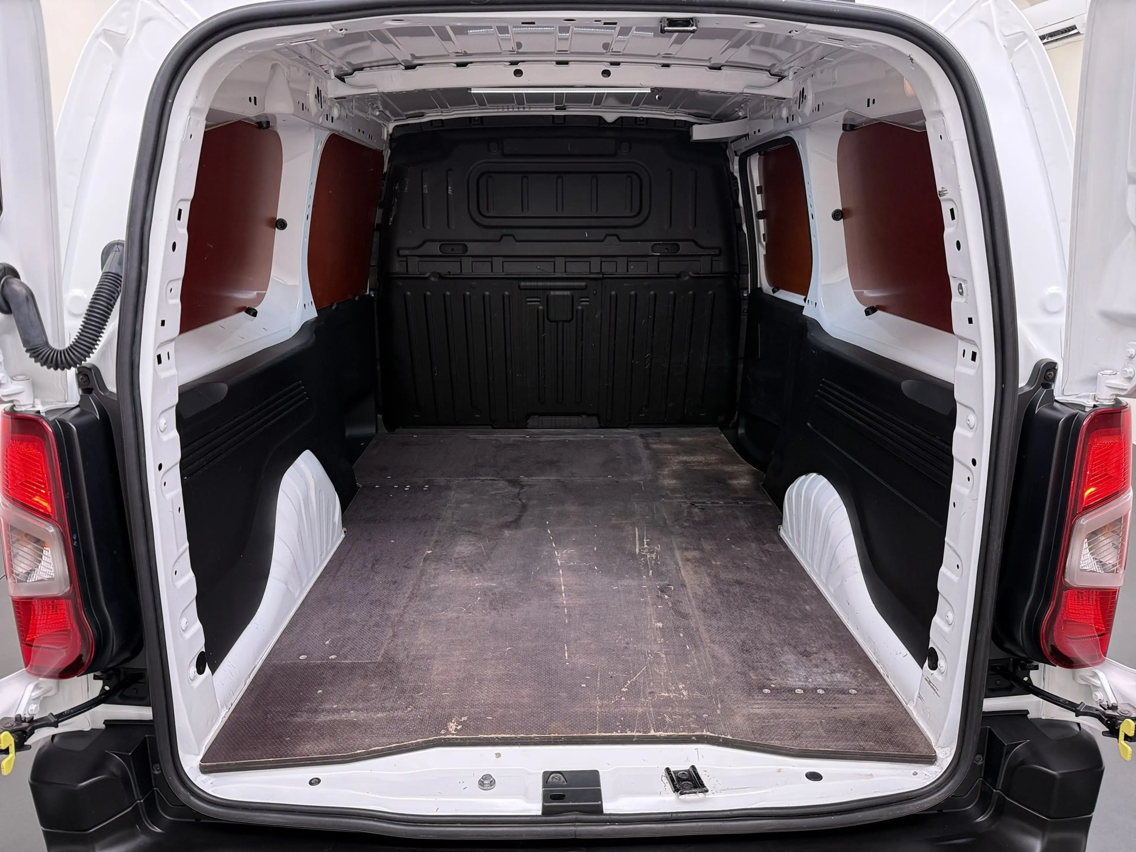 Opel Combo 1.5D L2H1 Edition Full Option Airco, Navi, Cruise — photo 8