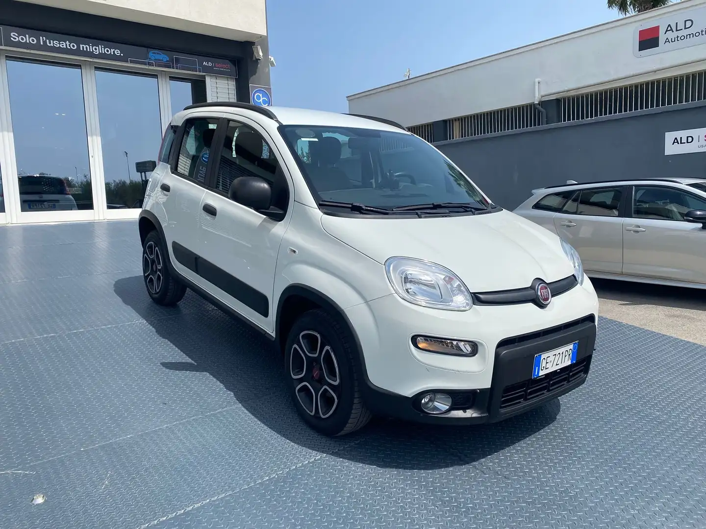 Fiat Panda Panda  0.9 t.air t. natural power City Life 70cv Blanc - 2