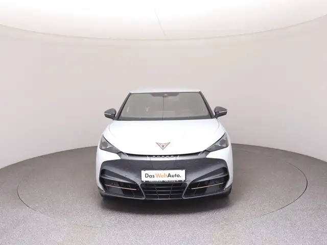Cupra Tavascan view 3