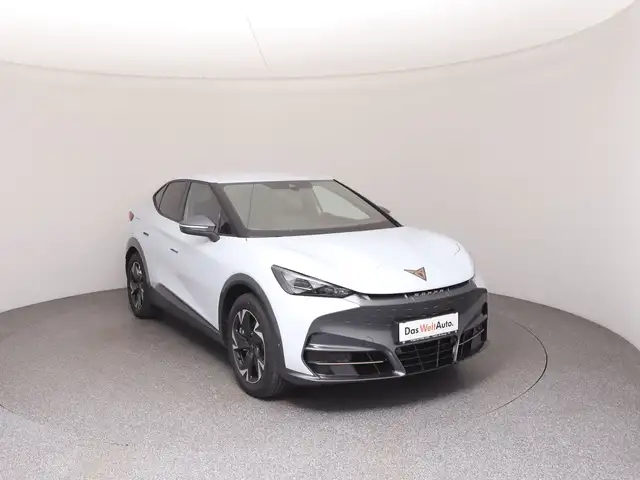 Cupra Tavascan view 2