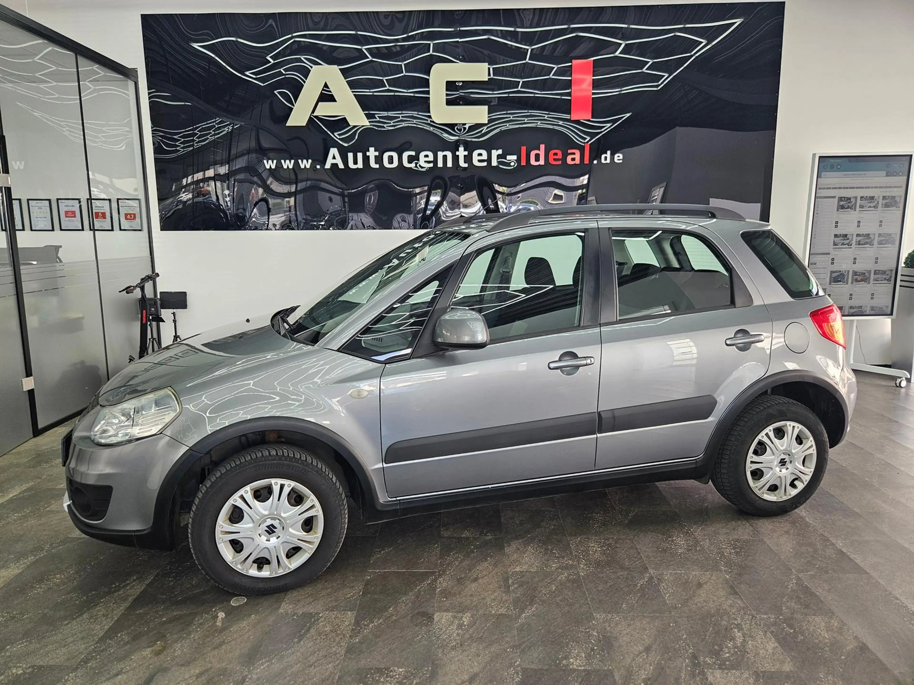 Suzuki SX4 1.6 Classic Club 4x4, HU Neu, AHK — photo 3