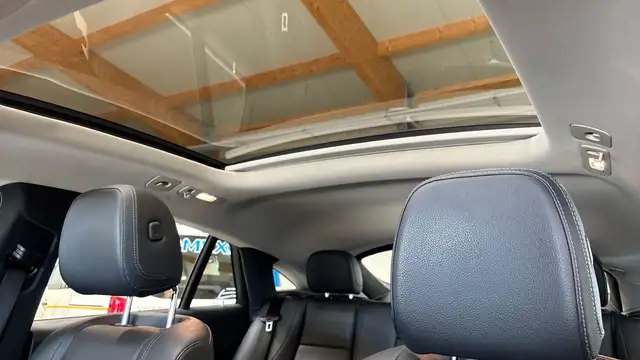 Mercedes-Benz Gle view 12