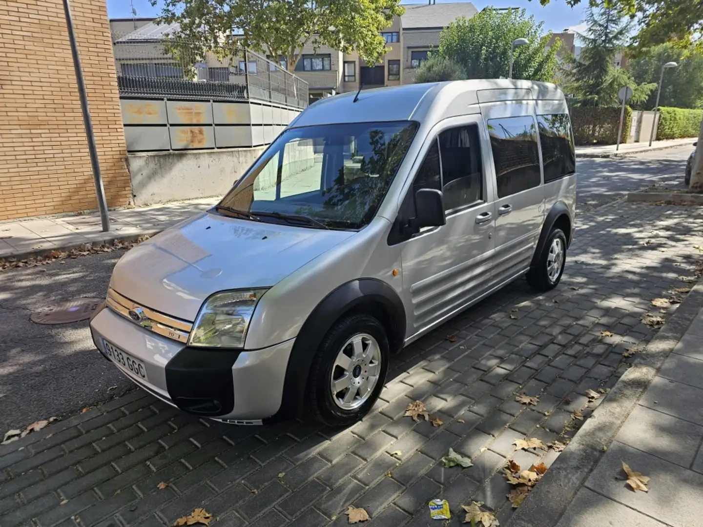 Ford Transit FT 280S Bus M1 110 Gris - 2