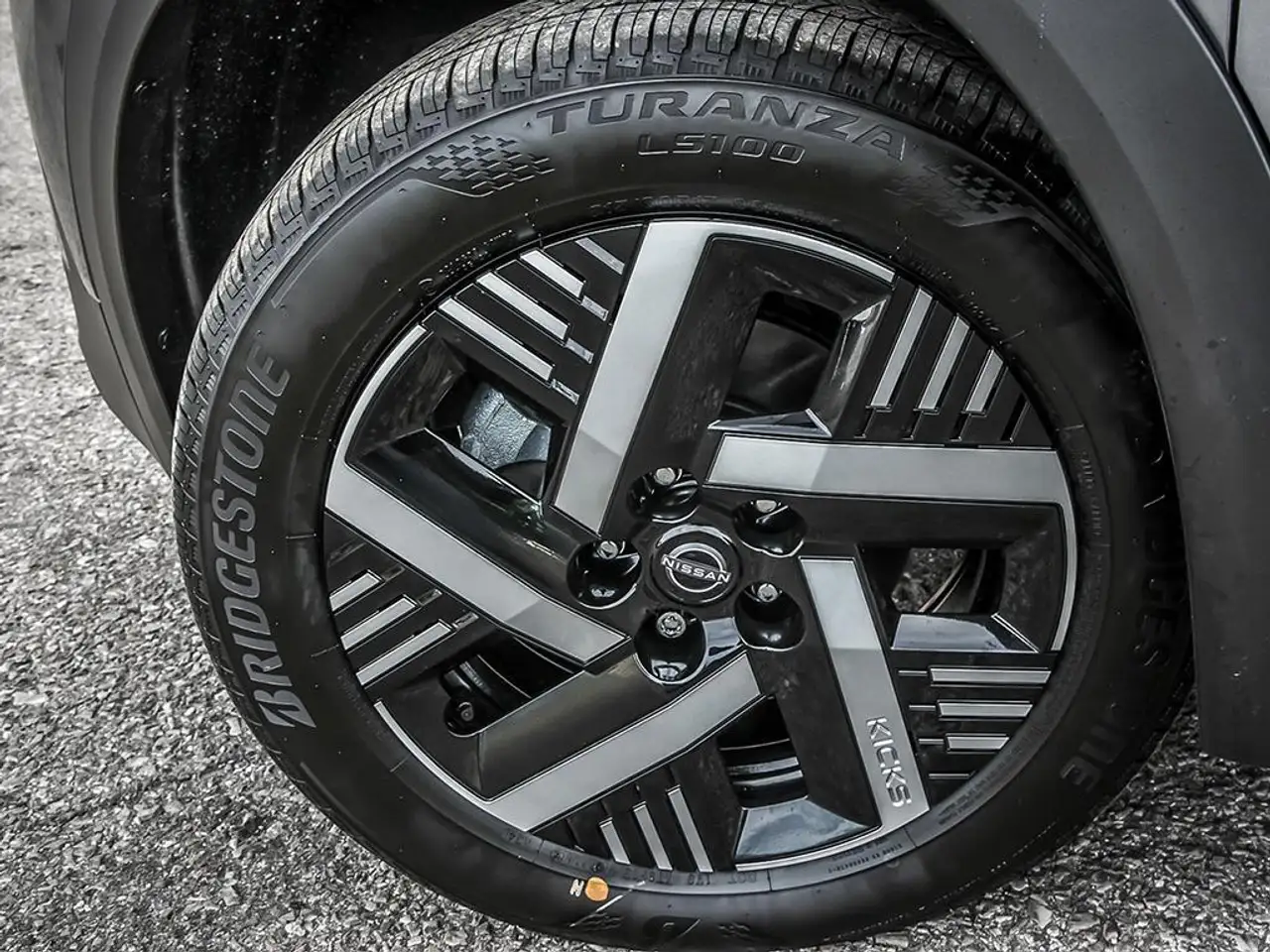 Nissan Kicks снимка Nissan Kicks