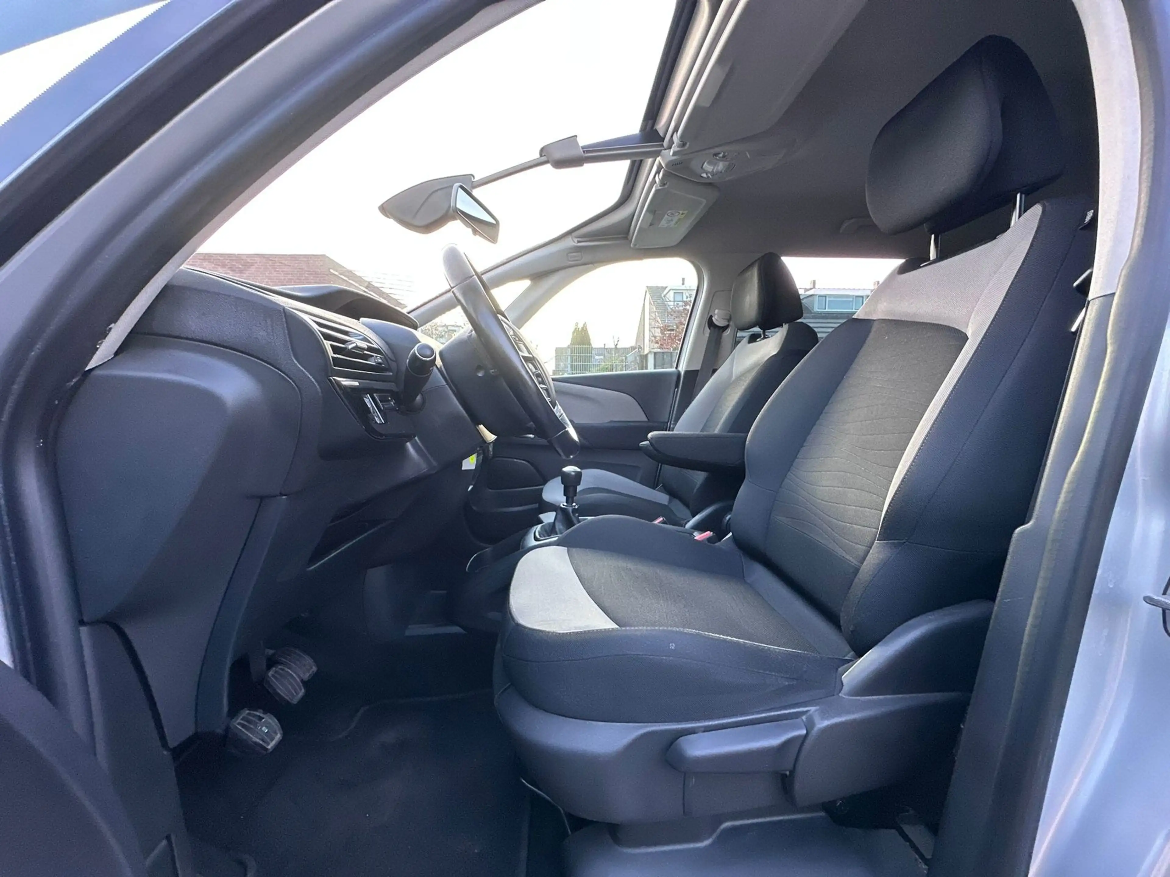 Citroen C4 Picasso 1.2 PureTech Business 7 Persoons*Achteruit camera* — photo 7