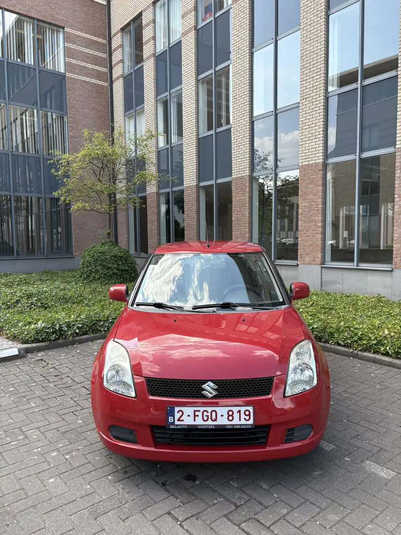 Suzuki Swift 1.3 Classic - 1