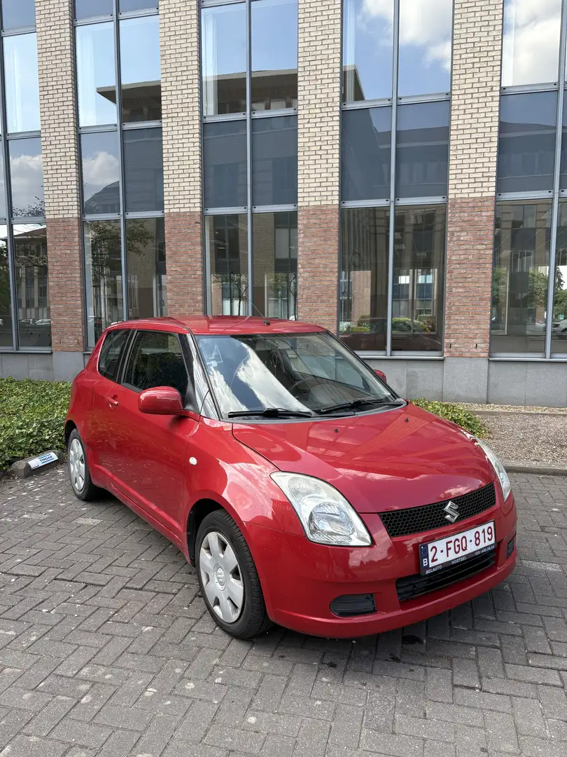 Suzuki Swift 1.3 Classic - 2