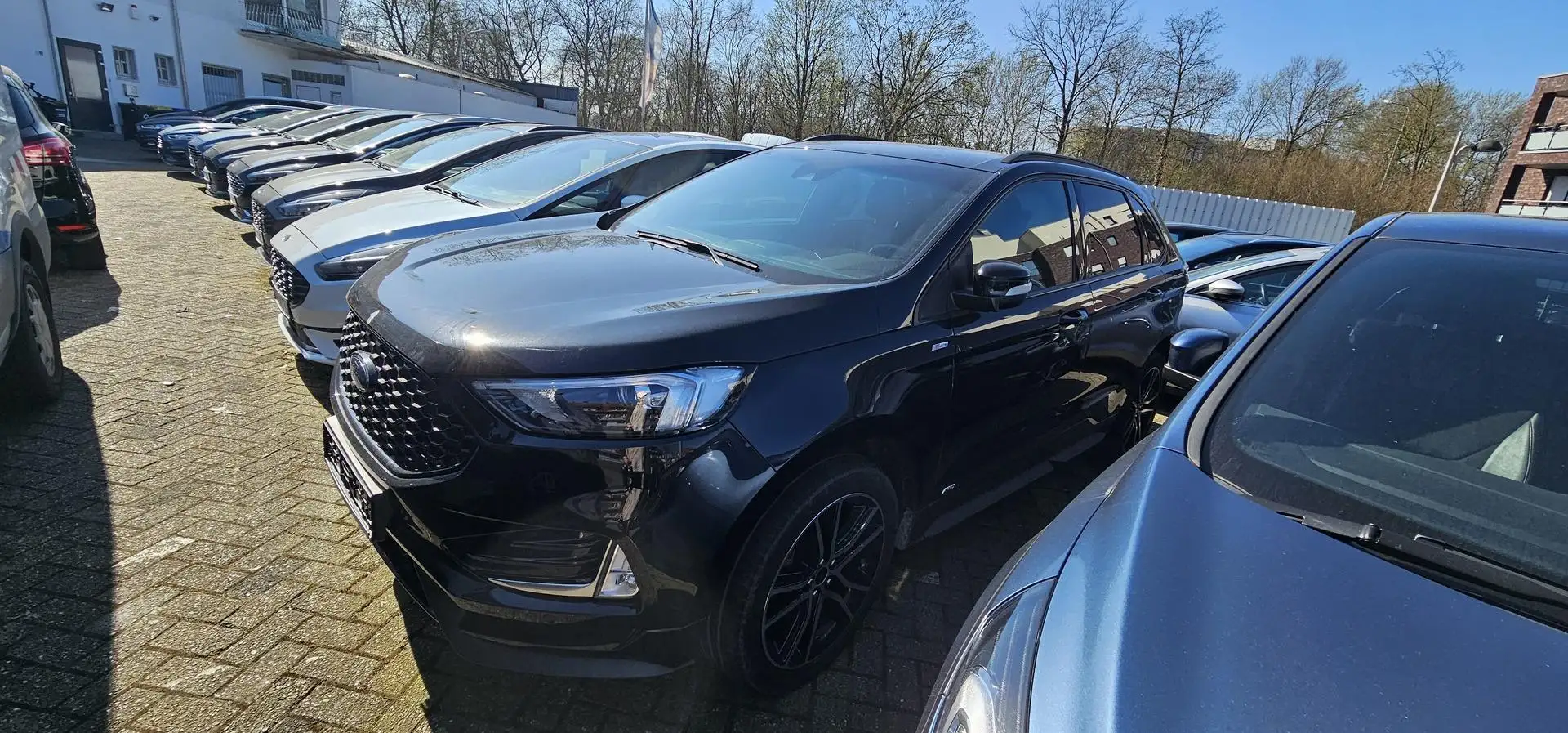 Ford Edge 2.0 EcoBlue 4x4 Aut. ST-LINE AHK Navi LED 175 kW ( Schwarz - 1