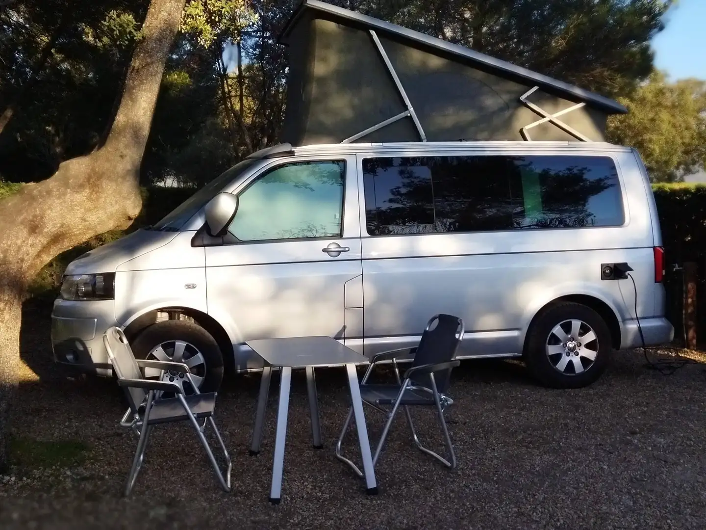 Volkswagen T5 California California 2.0TDI Comfortline 140 Comfortline Plateado - 1