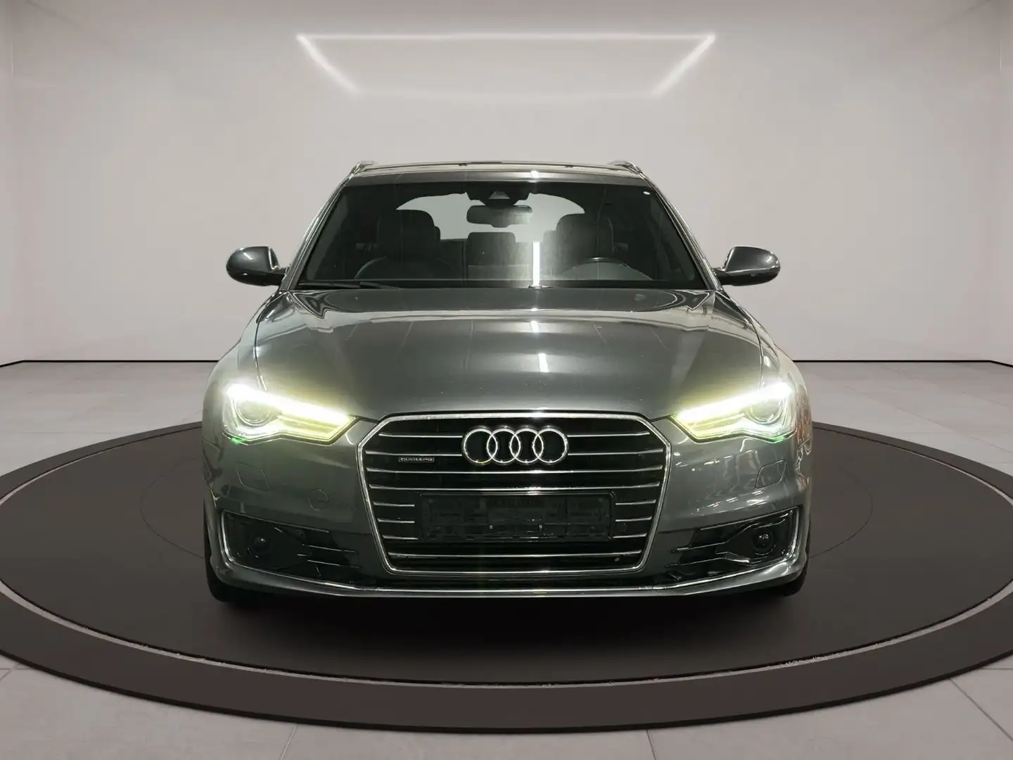Audi A6 Avant 3.0 TDI S-Line quattro STHZG KAMERA AHK Grau - 2