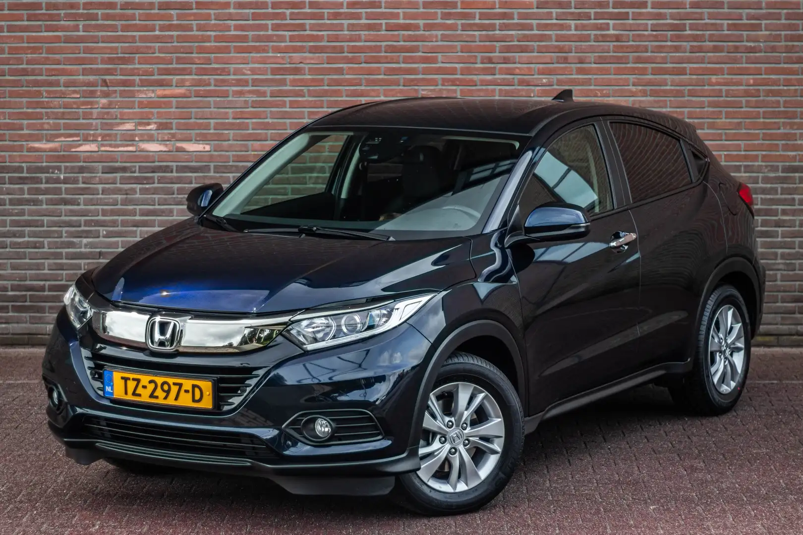 Honda HR-V 1.5 i-VTEC CVT Elegance, 46.000km NAP, Navigatie, Azul - 2