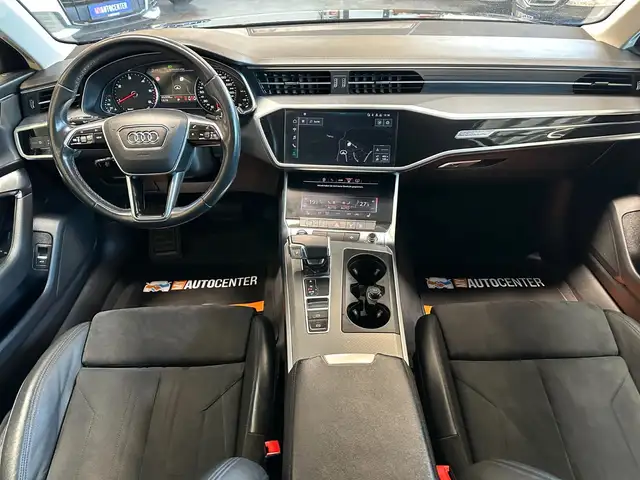 Audi A6 Avant view 7