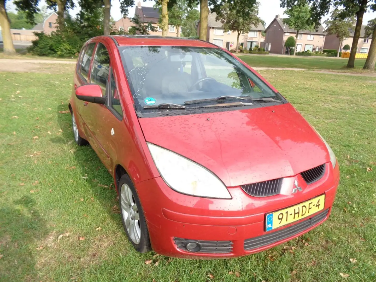 Mitsubishi Colt 24-7-2026  a p k Rojo - 2