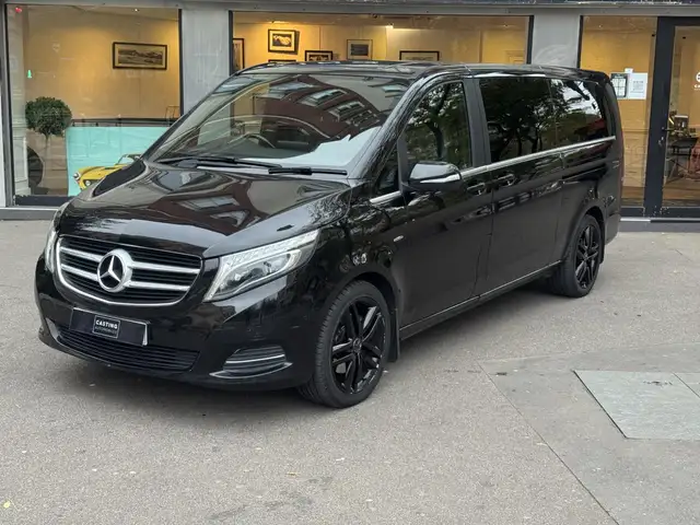 Mercedes-Benz V 250 V 250 Sport Bluetec AUTO RHD