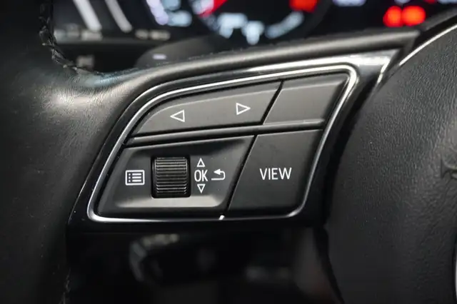 Audi A4 view 12