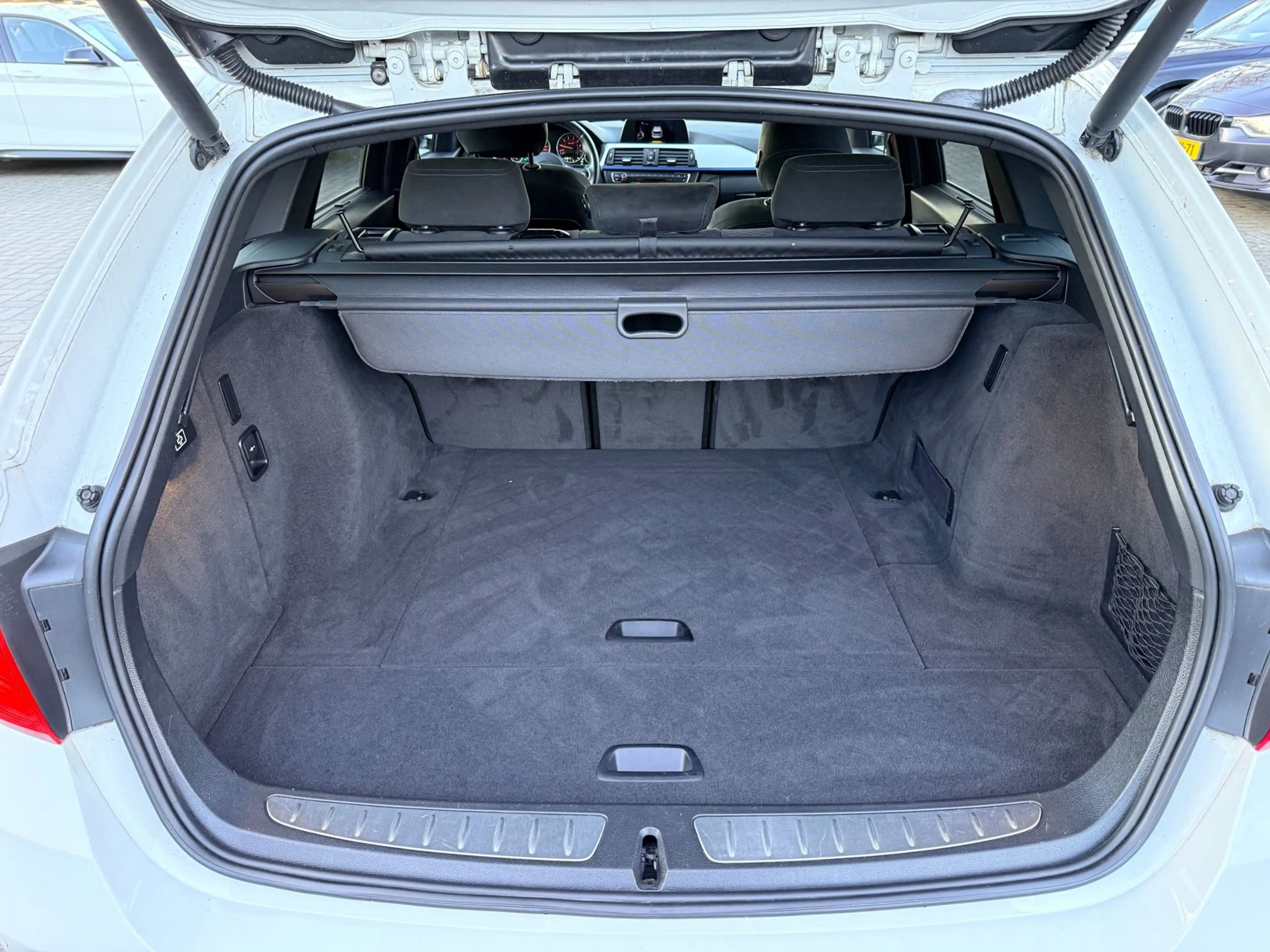 BMW 316 3-serie Touring 316i Executive M Sport|Nieuwe Kett — photo 15