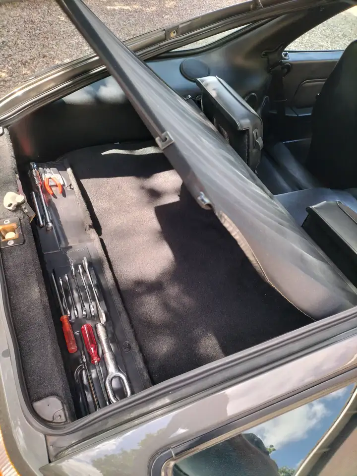 Porsche 928 GT/EU Manual - Nieuwstaat - 5 bak - 330 pk -sportstoelen, foto 9