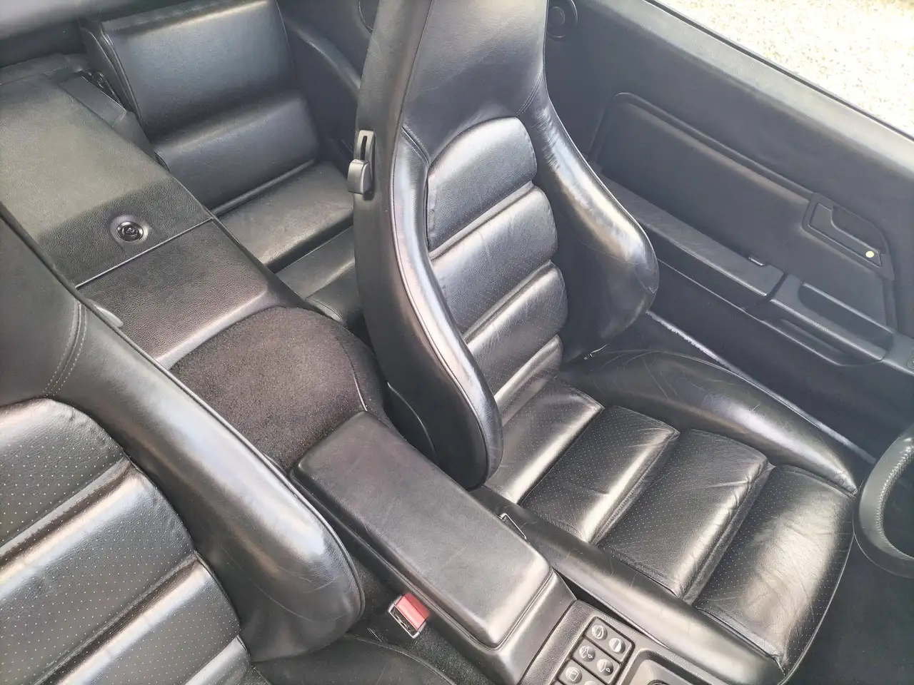 Porsche 928 GT/EU Manual - Nieuwstaat - 5 bak - 330 pk -sportstoelen, foto 5