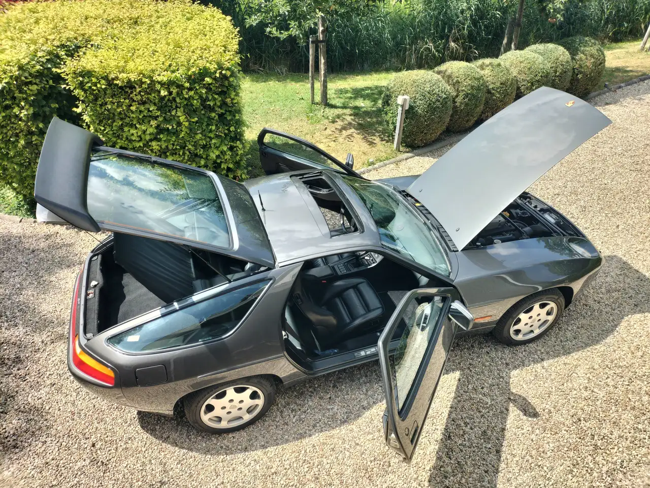 Porsche 928 GT/EU Manual - Nieuwstaat - 5 bak - 330 pk -sportstoelen, foto 11
