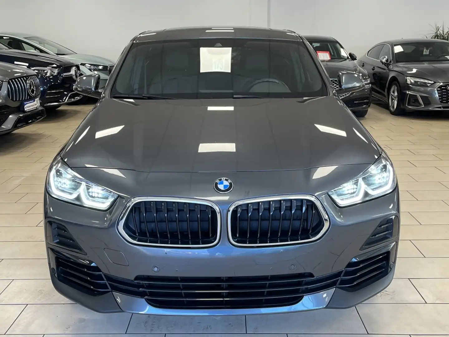 BMW X2 xDrive*ACC*Leder*SDach*LED*Navi*R-Cam*SHZ* Grau - 2