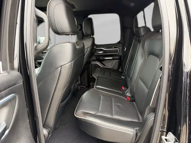 Dodge RAM 1500 QUAD CAB LONG BED / LARAMIE / BLACK EDITION Ansicht 11