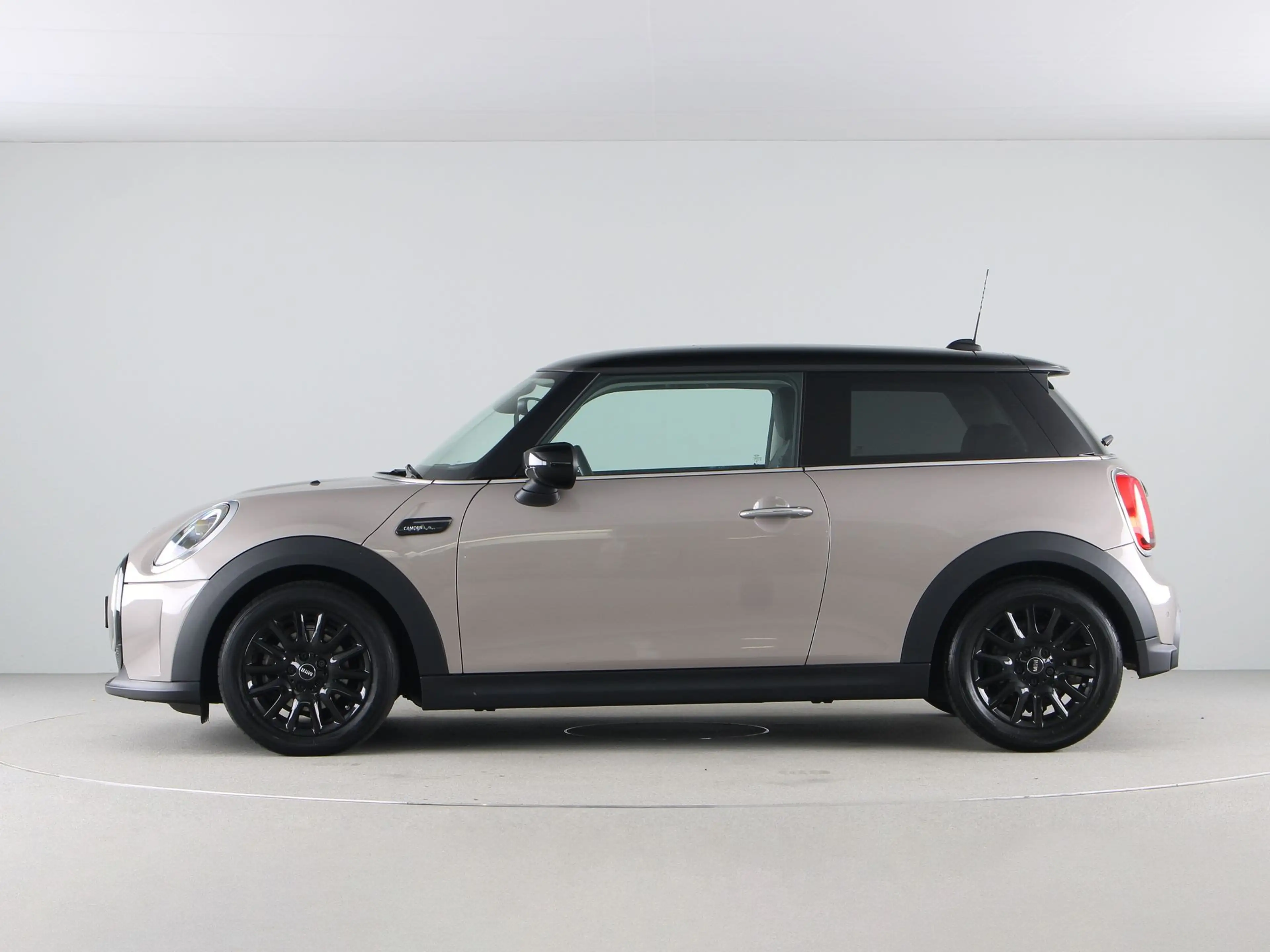 MINI Cooper 3-deurs Camden Edition Aut. — photo 12