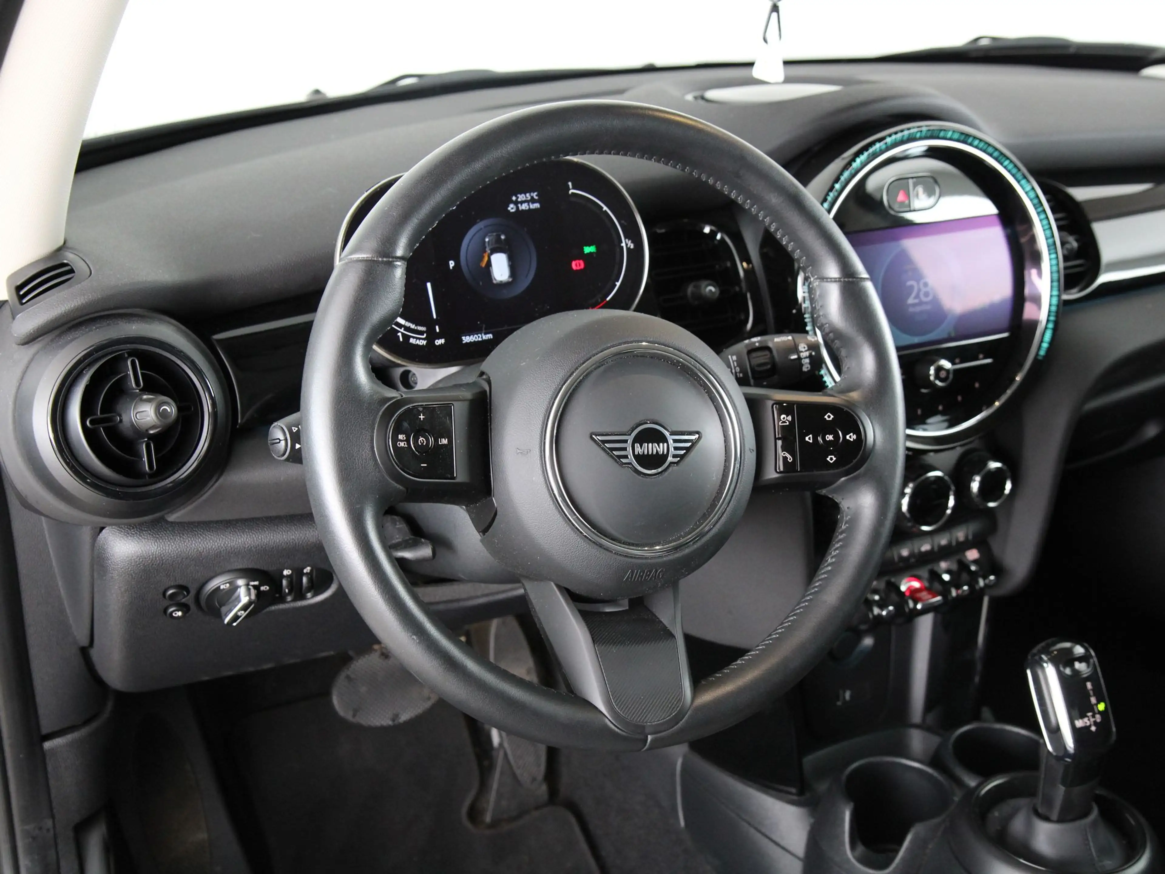 MINI Cooper 3-deurs Camden Edition Aut. — photo 2