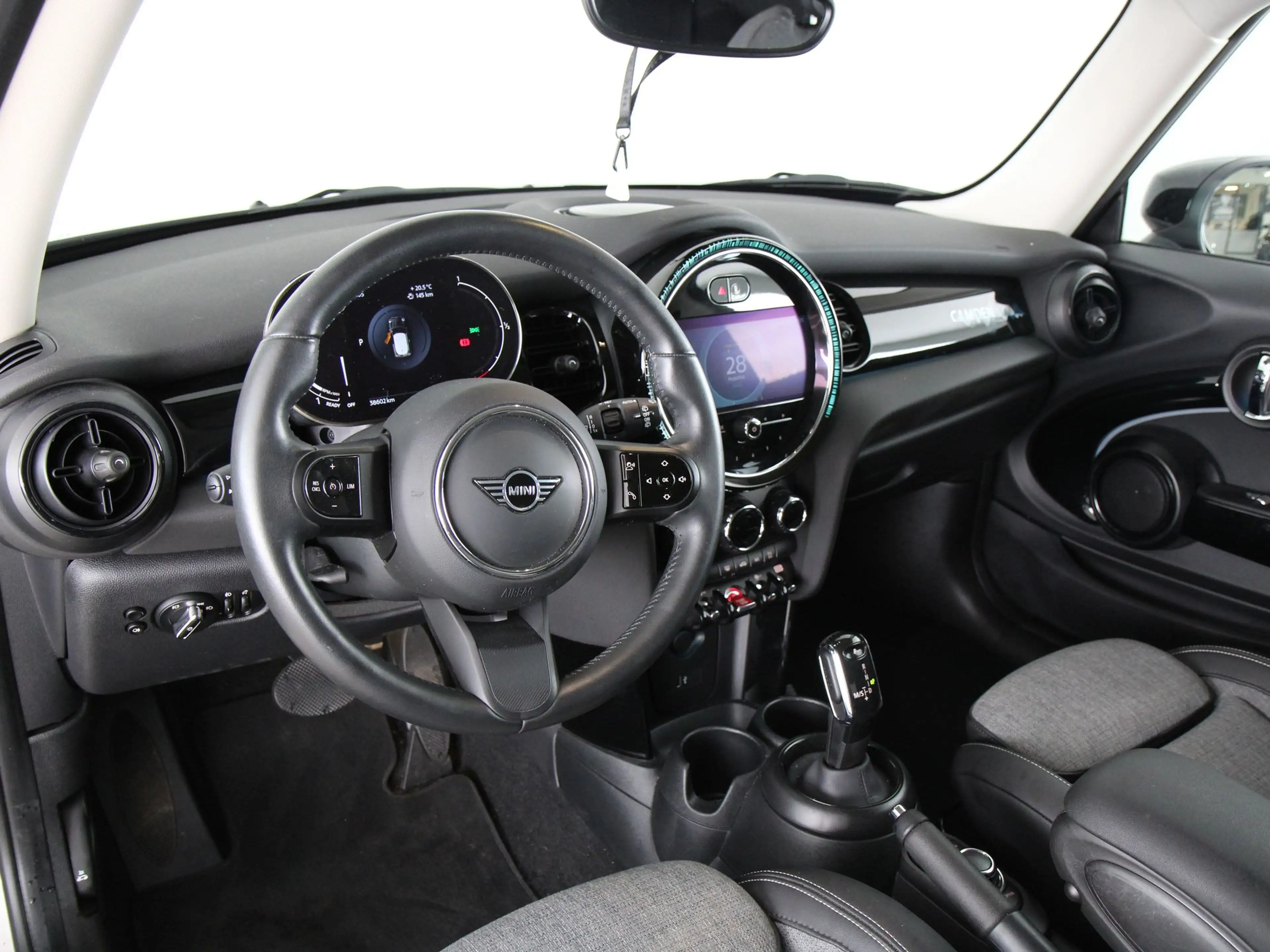 MINI Cooper 3-deurs Camden Edition Aut. — photo 13