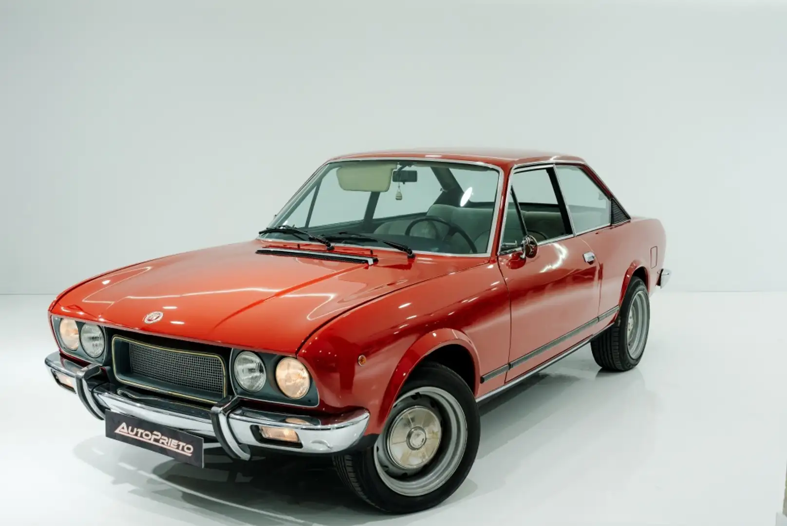 Fiat FIAT 124 Sport Spider Deportivo  Manual de 2 Puert Oranje - 1