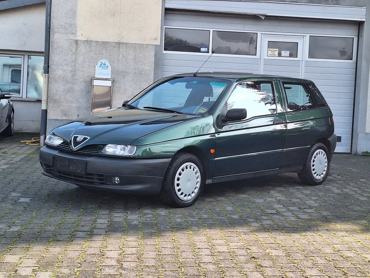 Alfa Romeo 145 1.4 1.Hand TOP Zustand Boxermotor H-Kennzeiche, foto 3