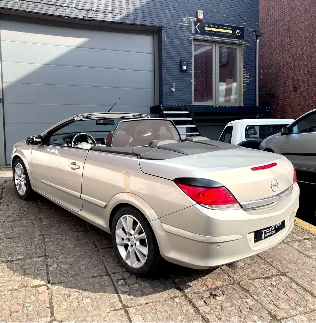 Opel Astra TwinTop 1.9 CDTi 16v Enjoy - 2