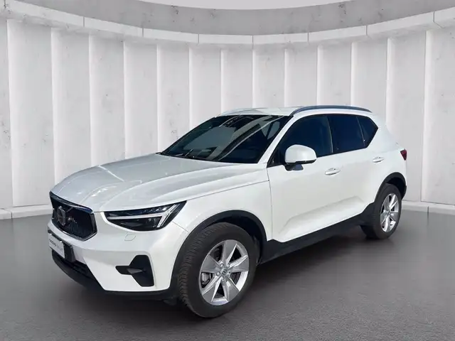 Volvo XC40 2.0 b3 Core auto