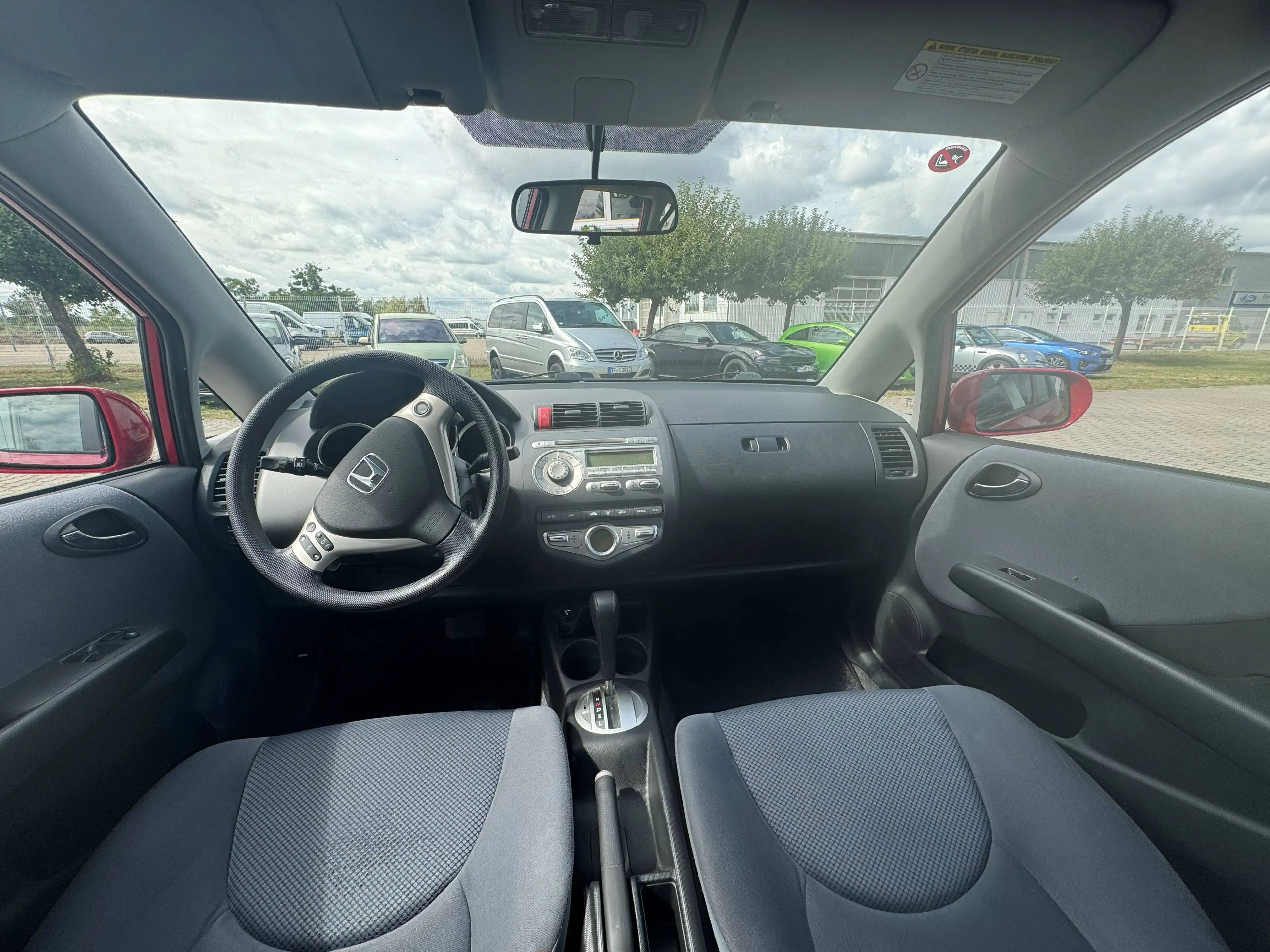Honda Jazz 1.4 LS — photo 11