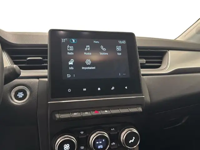 Renault Captur view 11