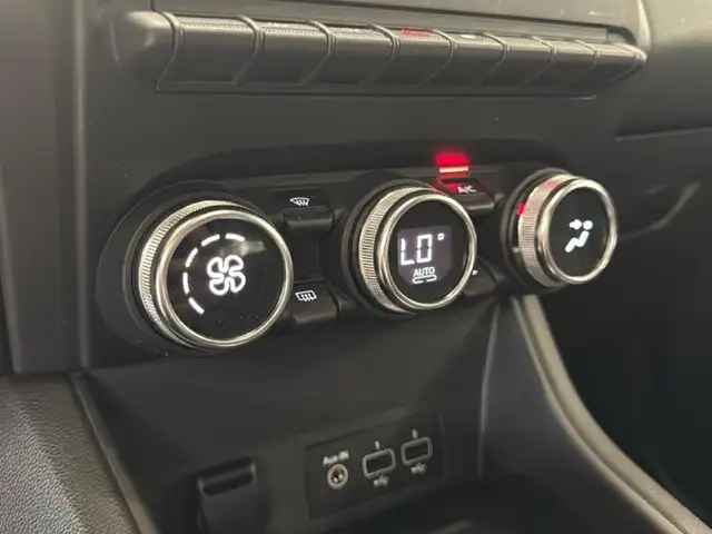 Renault Captur view 12