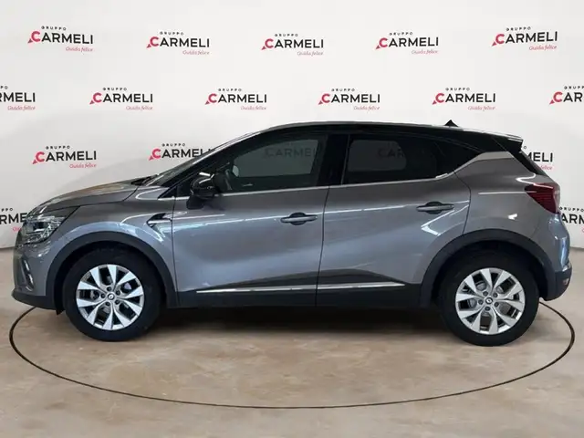 Renault Captur view 2