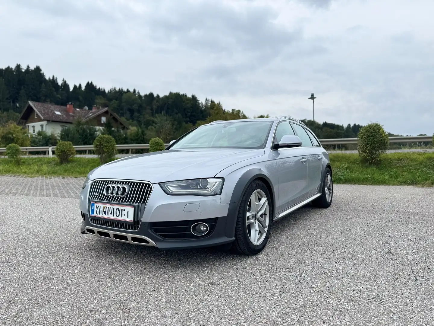 Audi A4 allroad A4 Allroad 2,0 TDI quattro Daylight S-tronic Dayli Silber - 1