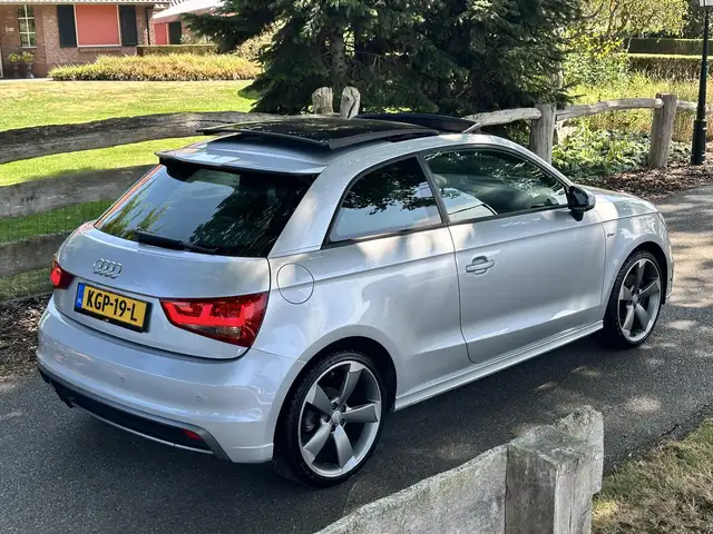 Audi A1 view 10
