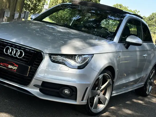 Audi A1 view 2