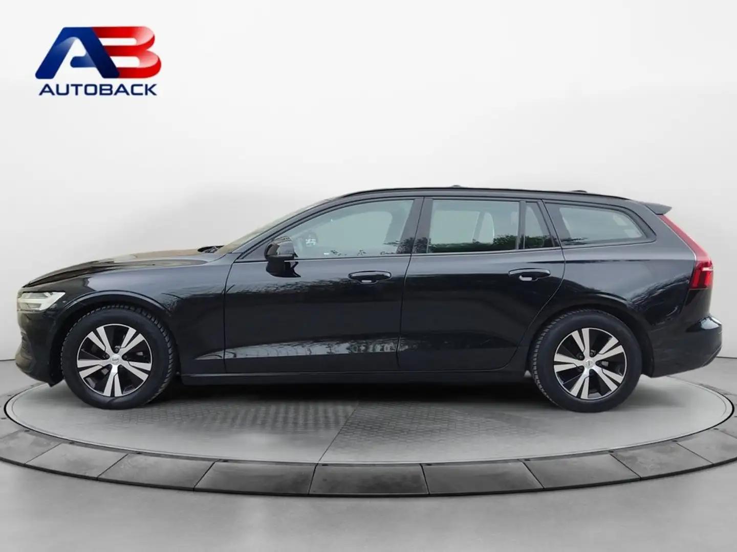 Volvo V60 2.0 D3 Inscription Zwart - 2