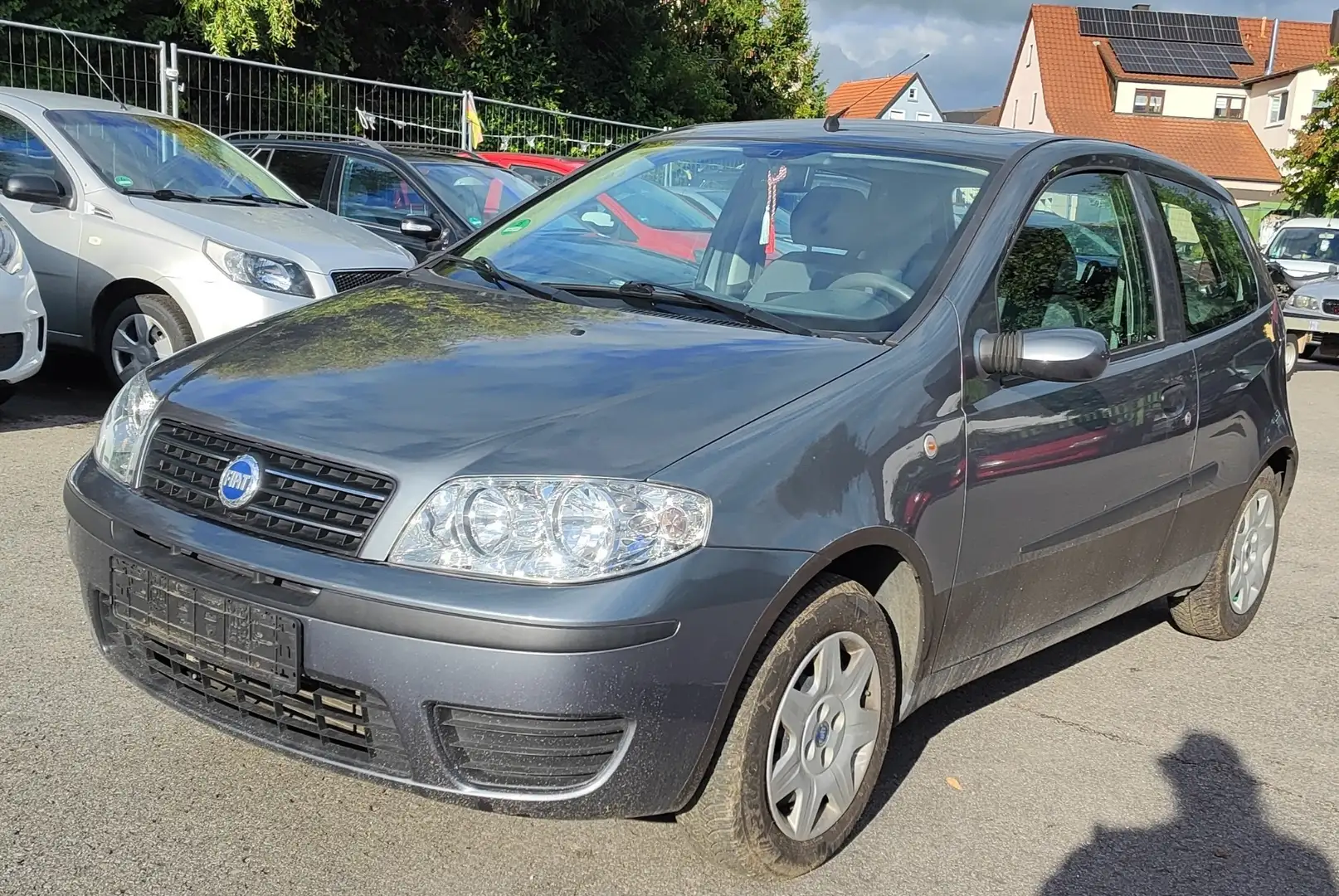 Fiat Punto 1.2 8V Dynamic, Orginal 28.000 km,Getriebe schaden Grau - 1