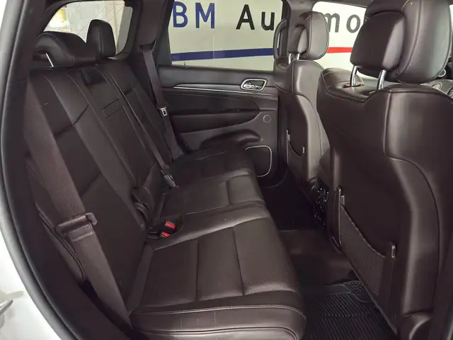 Jeep Grand Cherokee view 7