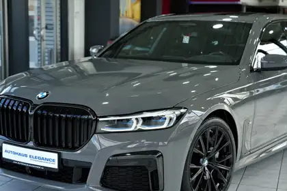 Annonce voiture d'occasion BMW 740 - CARADIZE