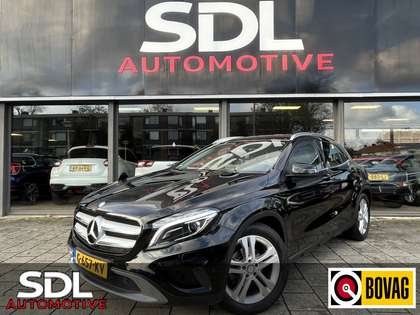 Mercedes-Benz GLA 200 Ambition // GROOT NAVI // PDC // AIRCO // CRUISE /