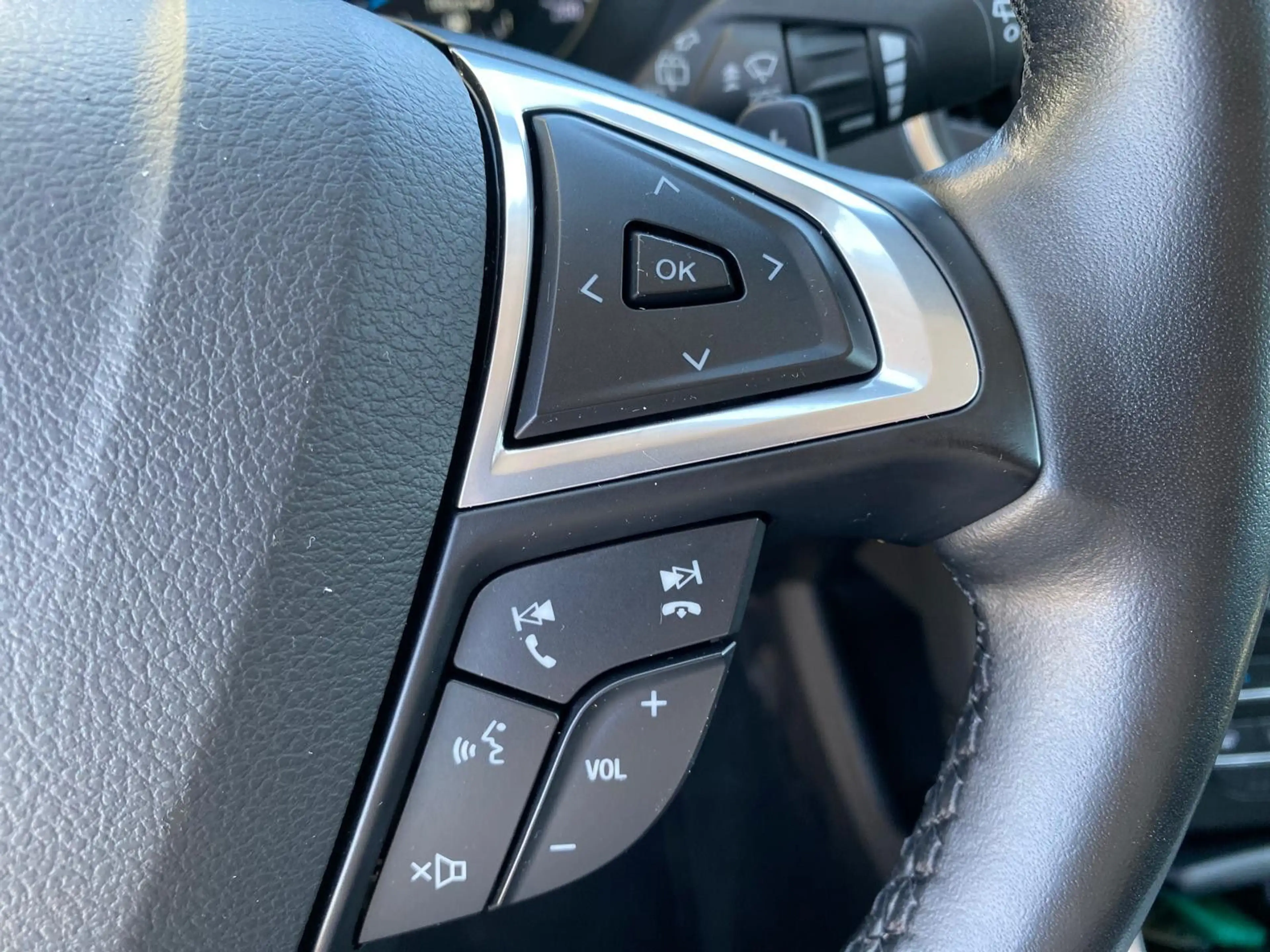 Ford S-Max S-MAX Titanium/7 SITZE/NAVI/SERVICE NEU — photo 12