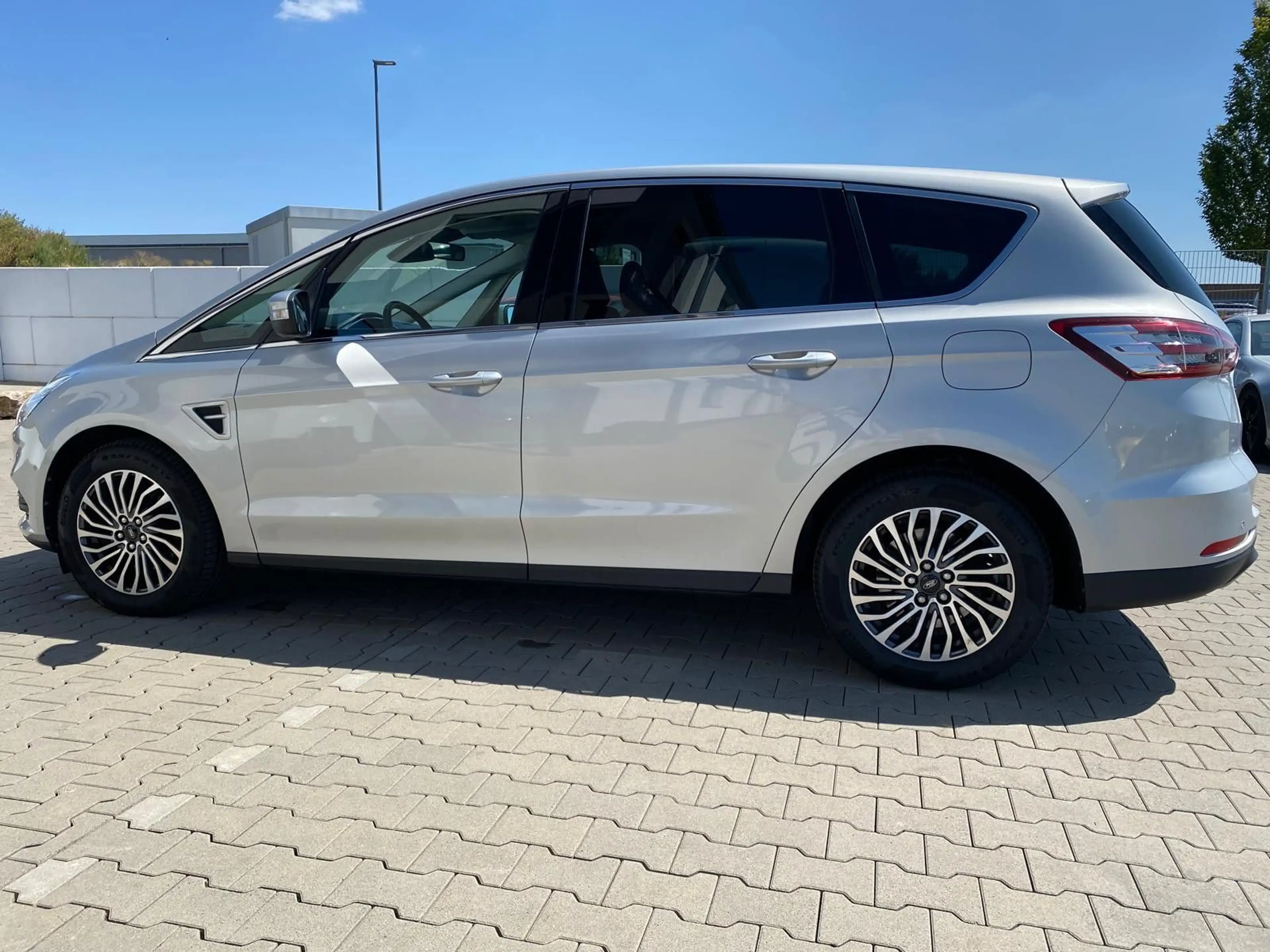 Ford S-Max S-MAX Titanium/7 SITZE/NAVI/SERVICE NEU — photo 8