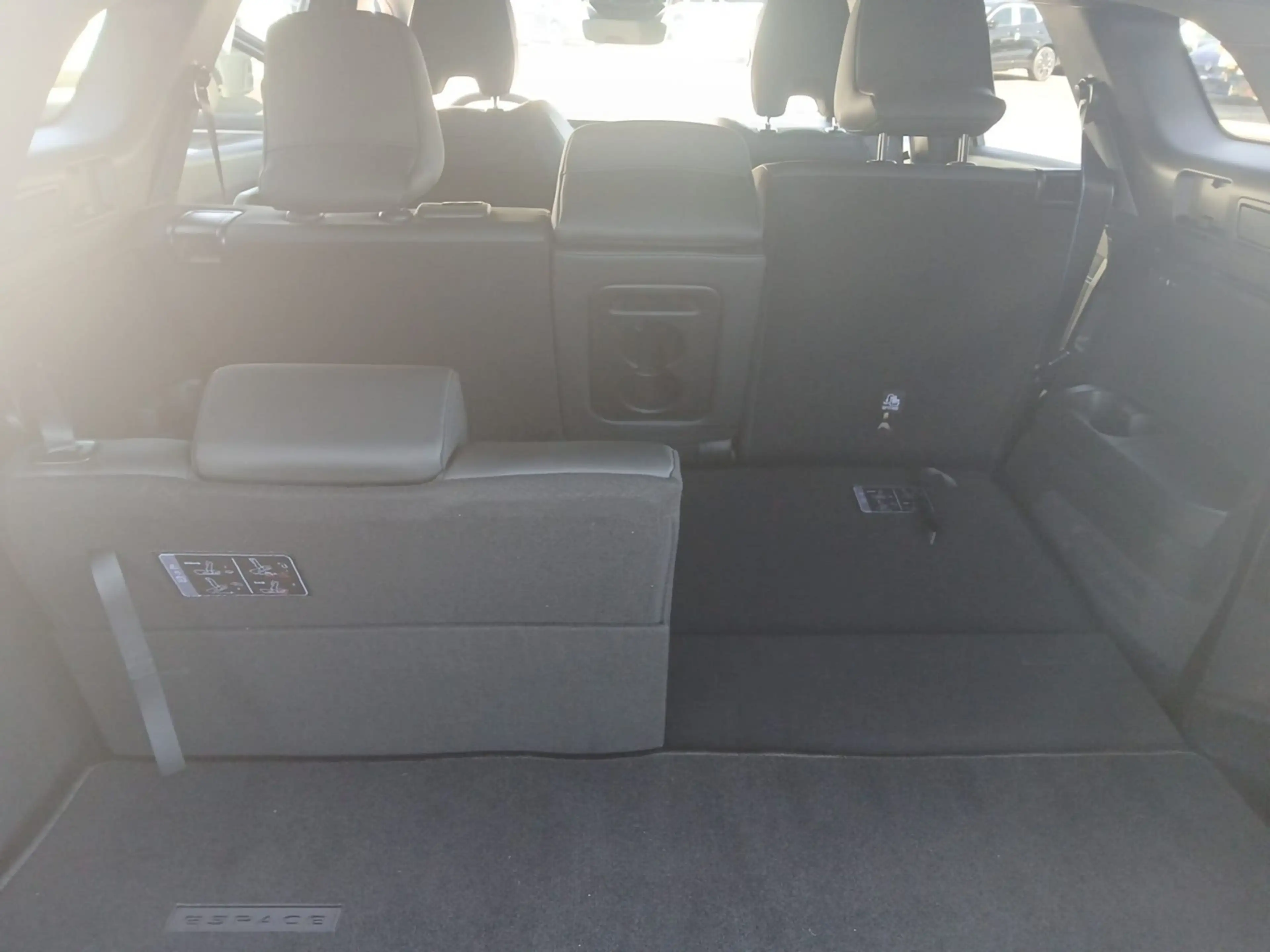 Renault Espace ESPACE Esprit Alpine E-Tech Full Hybrid 200 7-Sitzer — photo 10