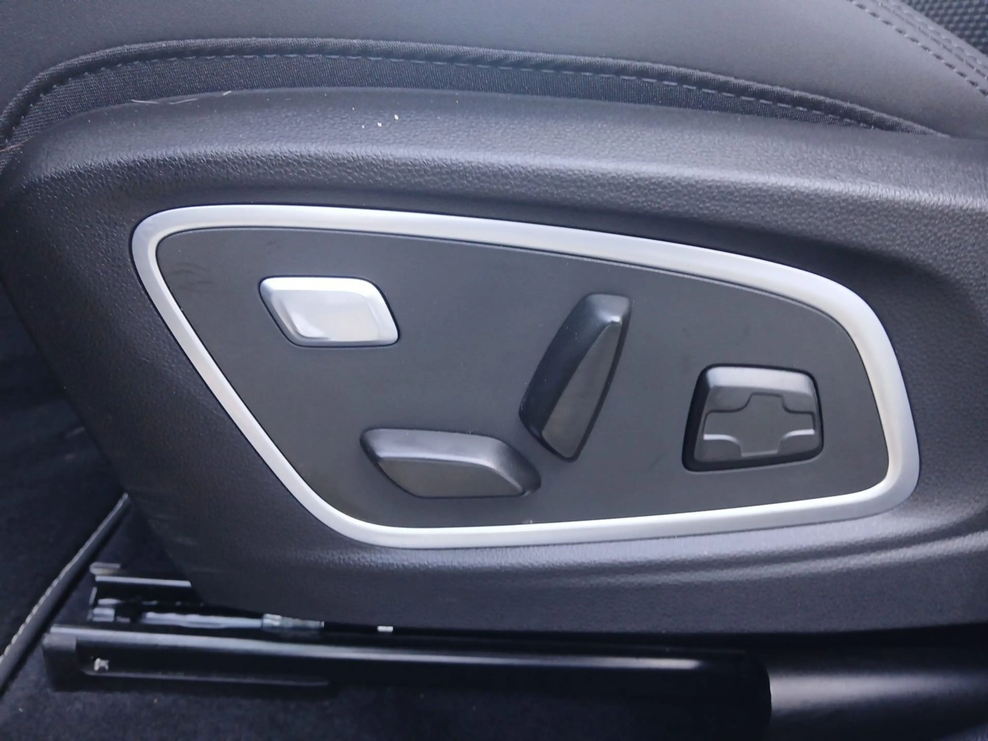 Renault Espace ESPACE Esprit Alpine E-Tech Full Hybrid 200 7-Sitzer — photo 11