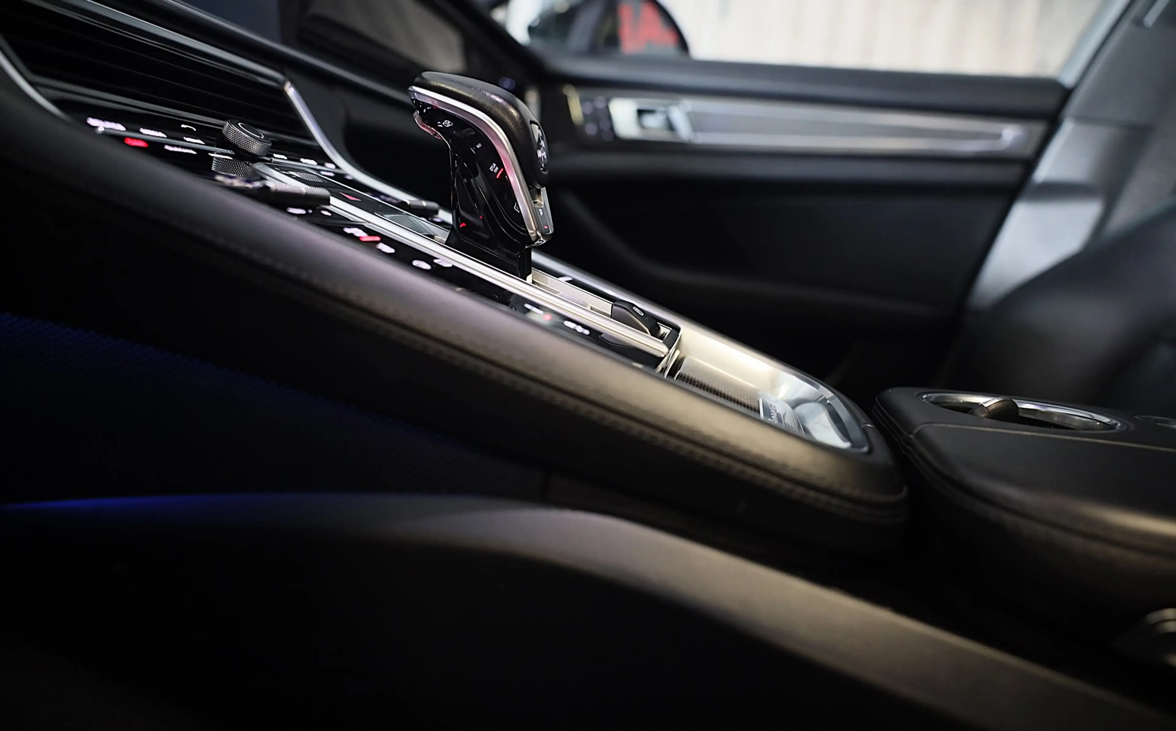 Porsche Panamera 2.9 4 E-Hybrid / Acc / Lane Assist / Leder / Sport — photo 18